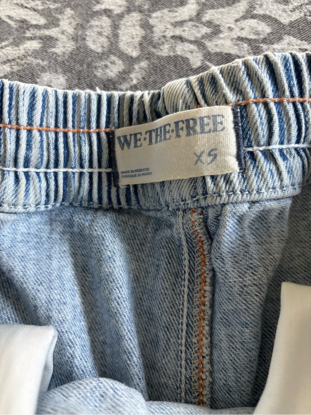 We The Free Bright Eyed Low Slung Pull On Striped Barrel Jeans XS - Picture 9 of 10